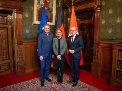 Liverpool City Region Mayor Steve Rotheram with Jill Gallard, British Ambassador to Germany, and Dr Peter Tschentscher, First Mayor of the Free and Hanseatic City of Hamburg